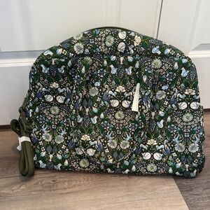 Vera Bradley Green Floral Enchanted Woodland- Large Weekender Travel Bag